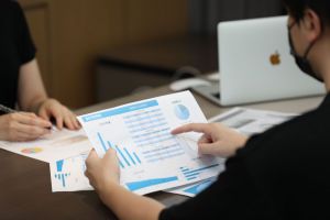 从人力资源角度看云博官方网页版-云博(中国)
的利与弊